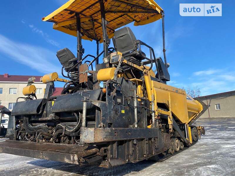 Асфальтоукладчик Caterpillar AP 2009 в Тернополе
