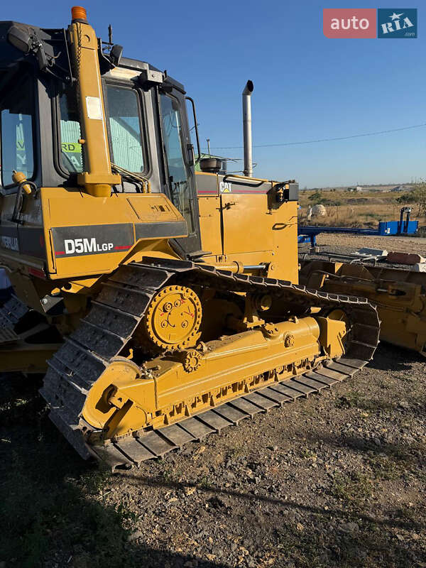 Бульдозер Caterpillar D5 2000 в Великодолинському