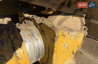 Бульдозер Caterpillar D6N 2003 в 