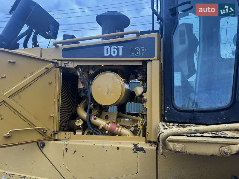 Бульдозер Caterpillar D6T 2010 в Ужгороде