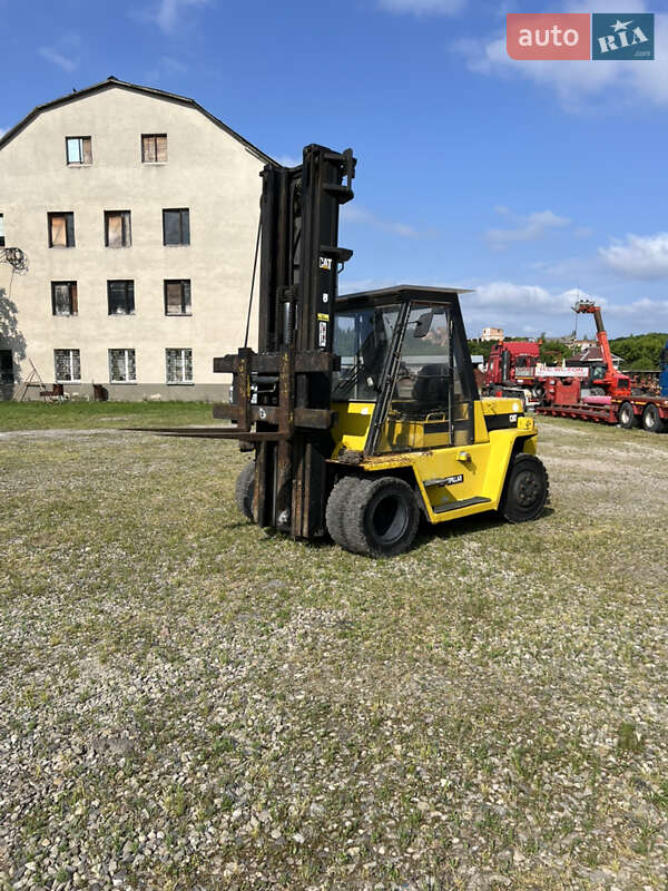 Вилочный погрузчик Caterpillar R 1992 в 