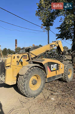 Телескопический погрузчик Caterpillar TH 2010 в Черновцах