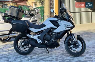 Мотоцикл Спорт-туризм CFMOTO 700MT 2025 в 