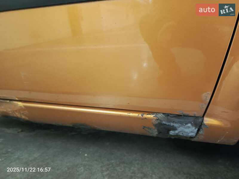 Хетчбек Chana Benni 2008 в Ужгороді