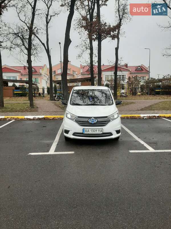 Минивэн Changan Auchan A600EV 2021 в Киеве фото Минивэн Changan Auchan A600EV 2021 в Киеве