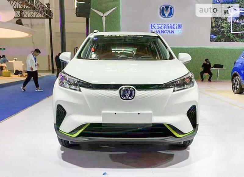 Внедорожник / Кроссовер Changan  E-Pro 2019 в 