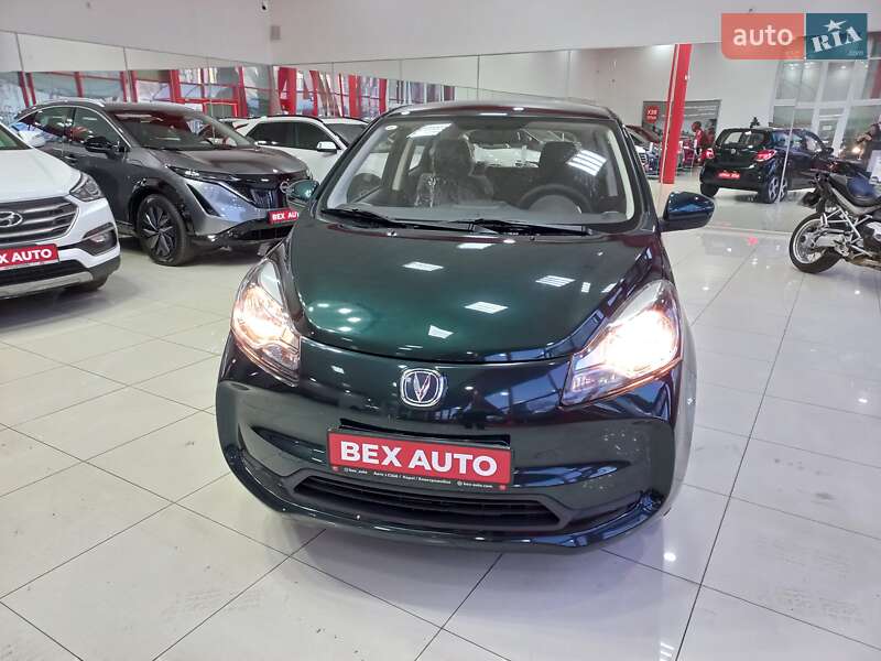 Хэтчбек Changan E-Star 2021 в 