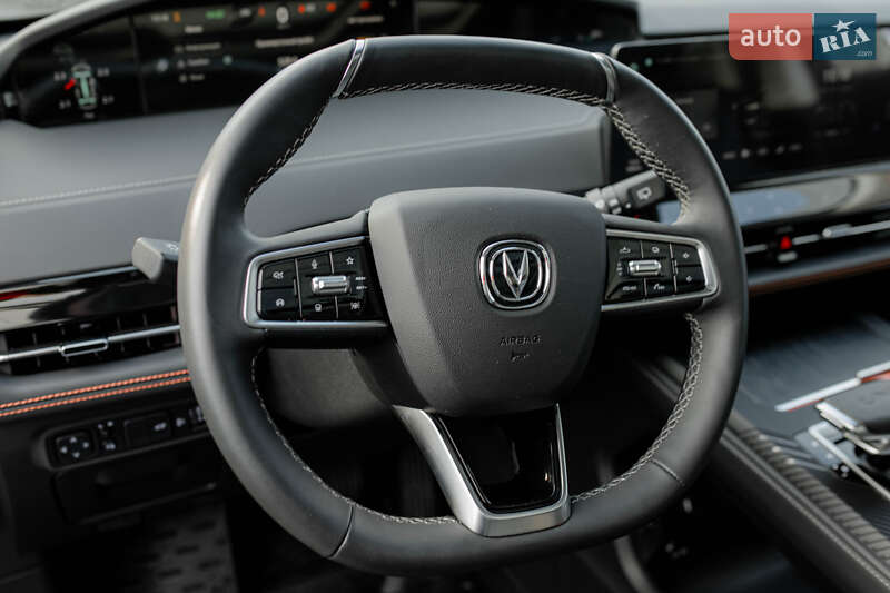 Позашляховик / Кросовер Changan Uni-K 2023 в Чернігові фото 27 Позашляховик / Кросовер Changan Uni-K 2023 в Чернігові