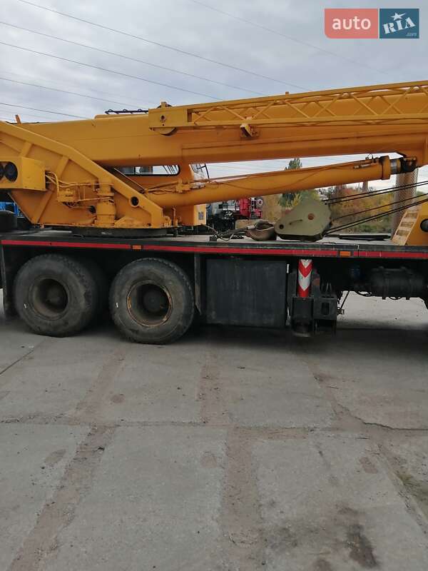 Автокран ChangJiang LT 2008 в Полтаве