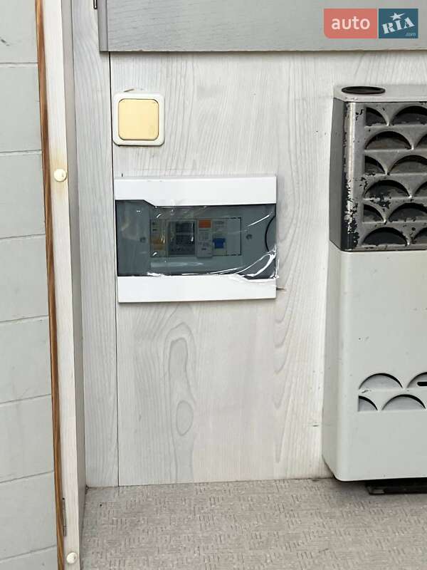 Прицеп дача Chateau 330 1989 в Киеве