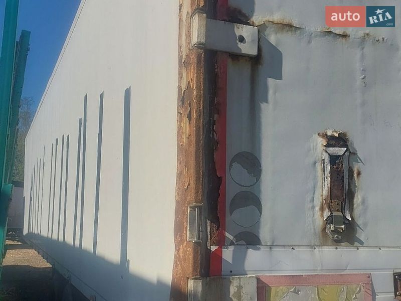 Рефрижератор полуприцеп Chereau C 381 1997 в Ровно