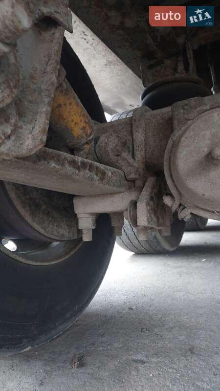 Рефрижератор напівпричіп Chereau C38 1996 в Рівному фото 14 Рефрижератор напівпричіп Chereau C38 1996 в Рівному