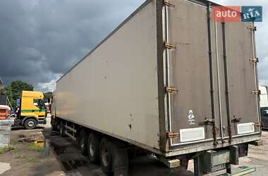 Ізотермічна будка Chereau Carrier 2000 в Прилуках