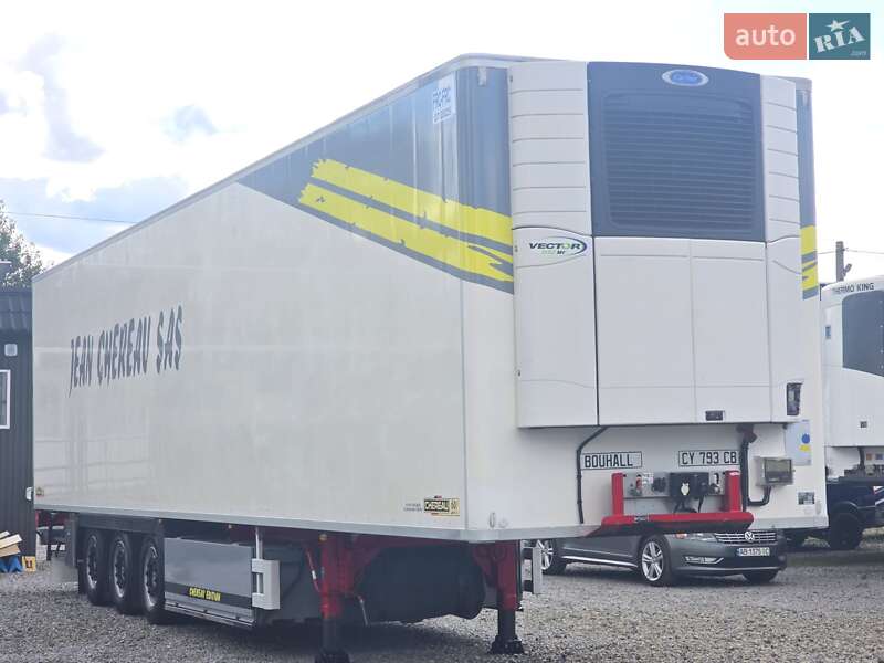 Рефрижератор полуприцеп Chereau Carrier 2013 в Виннице