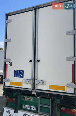 Рефрижератор полуприцеп Chereau Carrier 2002 в 