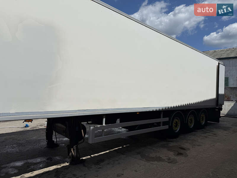 Рефрижератор полуприцеп Chereau CD 382CHB 2006 в Обухове