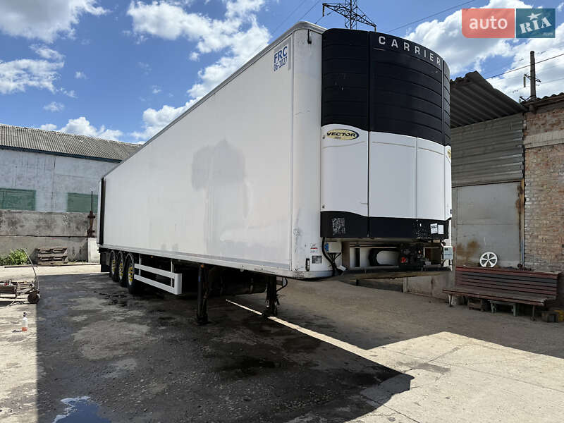 Рефрижератор полуприцеп Chereau CD 382CHB 2006 в Обухове