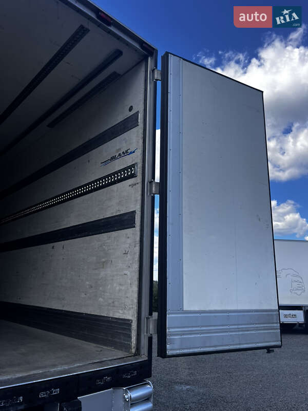 Рефрижератор полуприцеп Chereau CD 382CHB 2008 в Луцке