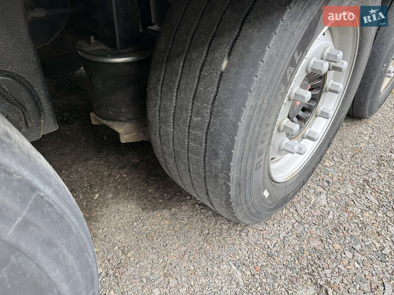 Рефрижератор напівпричіп Chereau CD 382CHB 2008 в Сарнах