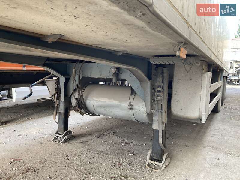 Рефрижератор полуприцеп Chereau CD 38 2002 в Запорожье