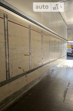 Рефрижератор полуприцеп Chereau CD381HB 2006 в Киеве