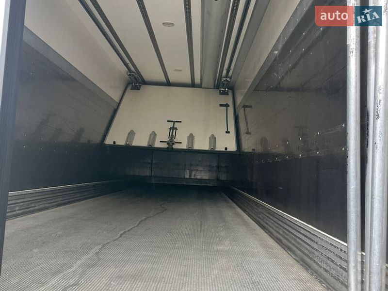 Рефрижератор полуприцеп Chereau CSD3 2014 в Черновцах