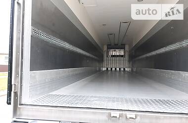 Рефрижератор полуприцеп Chereau ThermoKing 2009 в 