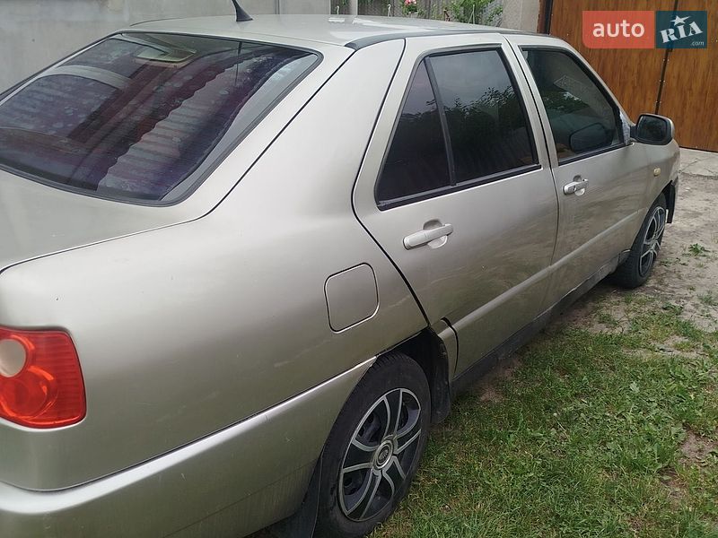 Лифтбек Chery A15 2007 в Радивилове