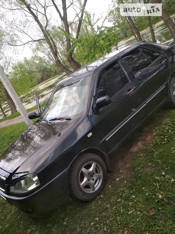 Chery Amulet