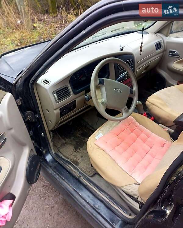 Лифтбек Chery Amulet 2007 в Корсуне-Шевченковском фото 4 Лифтбек Chery Amulet 2007 в Корсуне-Шевченковском