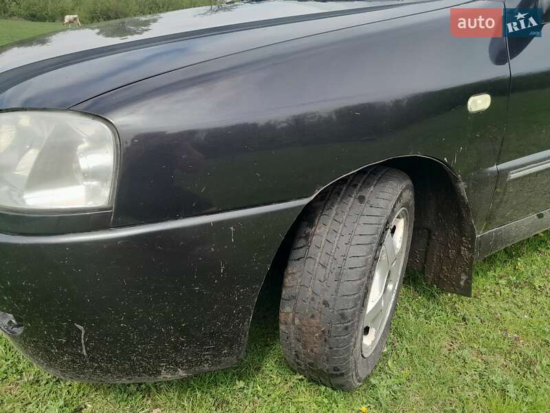 Седан Chery Amulet 2007 в Бурыни