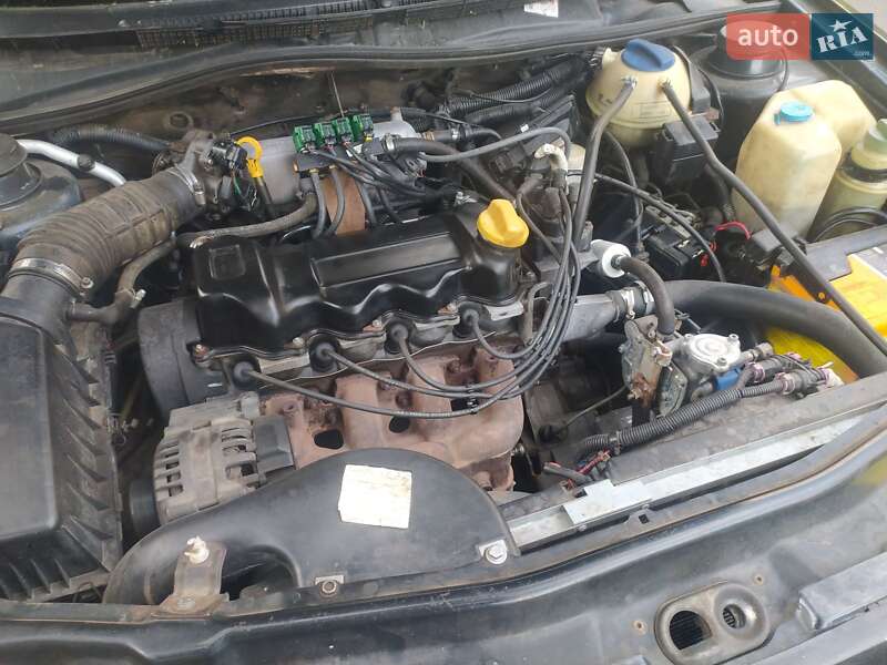 Седан Chery Amulet 2008 в Днепре