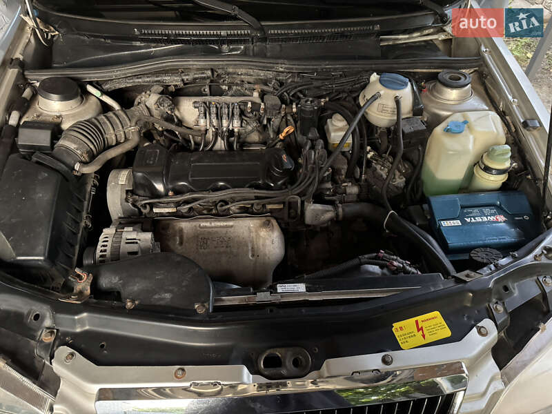 Седан Chery Amulet 2007 в Бурыни