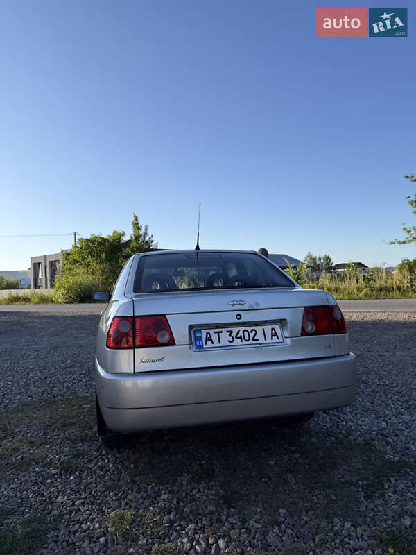 Седан Chery Amulet 2008 в Косове
