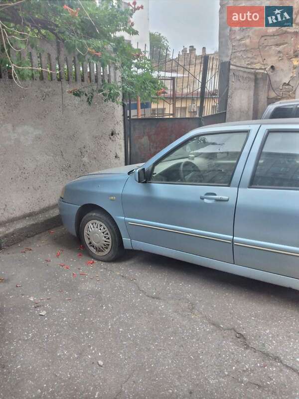 Chery Amulet 2006