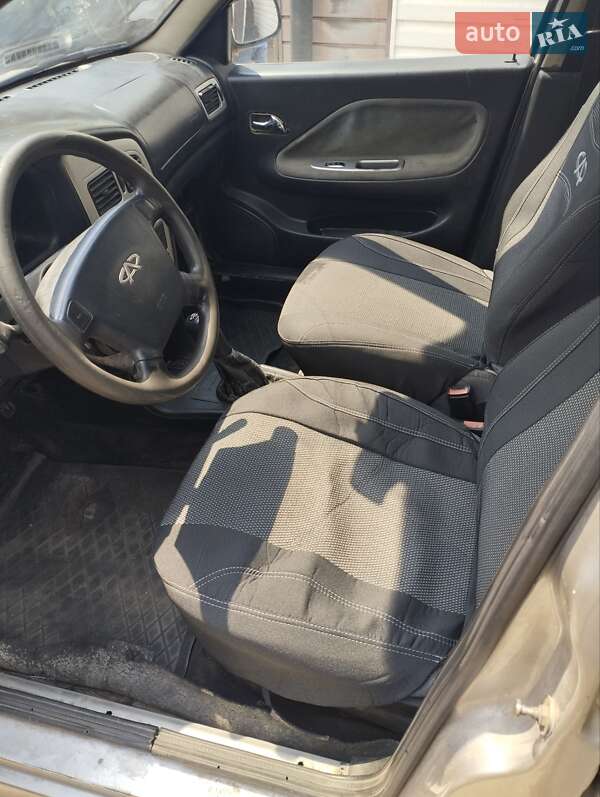 Седан Chery Amulet 2008 в Новомосковске