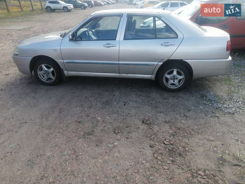 Седан Chery Amulet 2010 в 