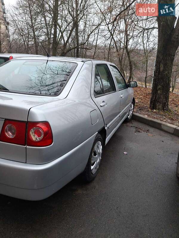 Лифтбек Chery Amulet 2011 в Киеве фото 2 Лифтбек Chery Amulet 2011 в Киеве