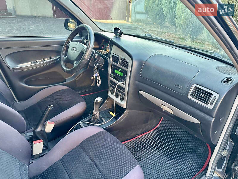 Лифтбек Chery Amulet 2012 в Одессе