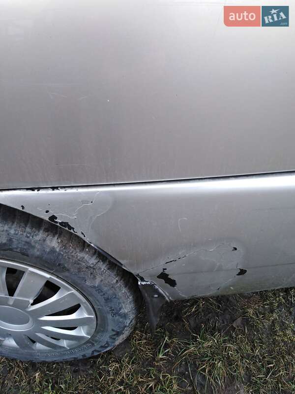 Седан Chery Amulet 2007 в Радехове