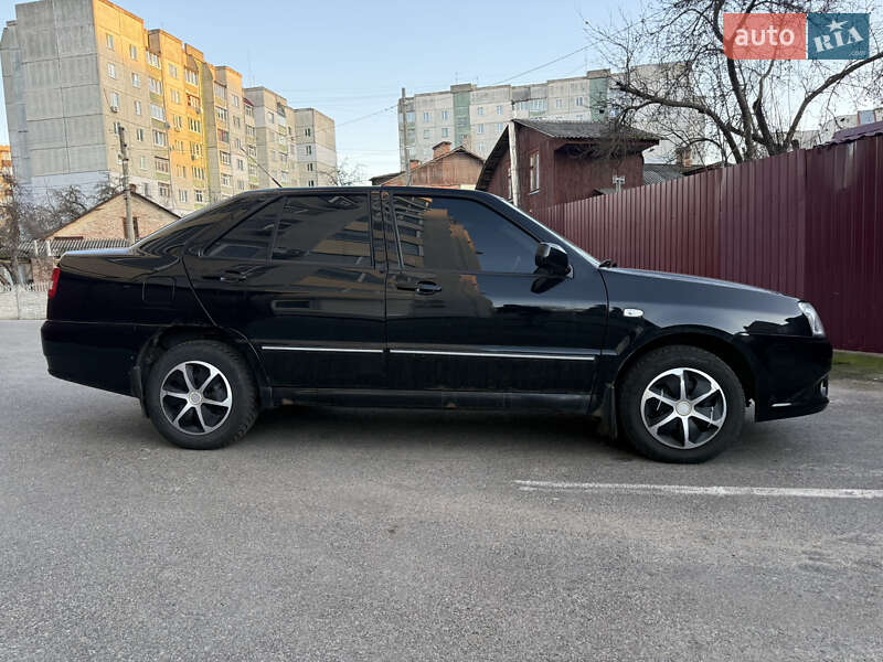 Лифтбек Chery Amulet 2013 в Чернигове фото 2 Лифтбек Chery Amulet 2013 в Чернигове