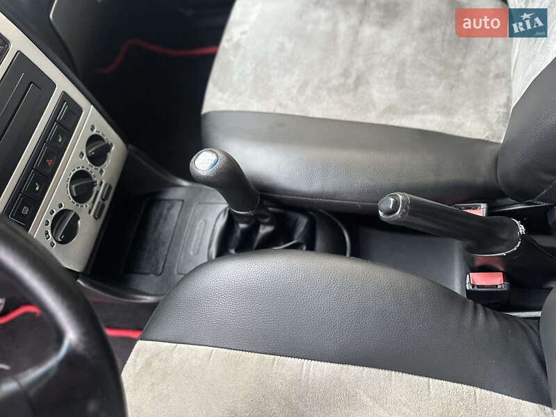 Седан Chery Amulet 2008 в Ровно фото 39 Седан Chery Amulet 2008 в Ровно