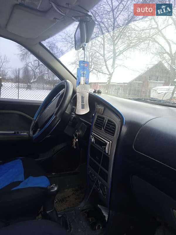 Седан Chery Amulet 2007 в Вижнице