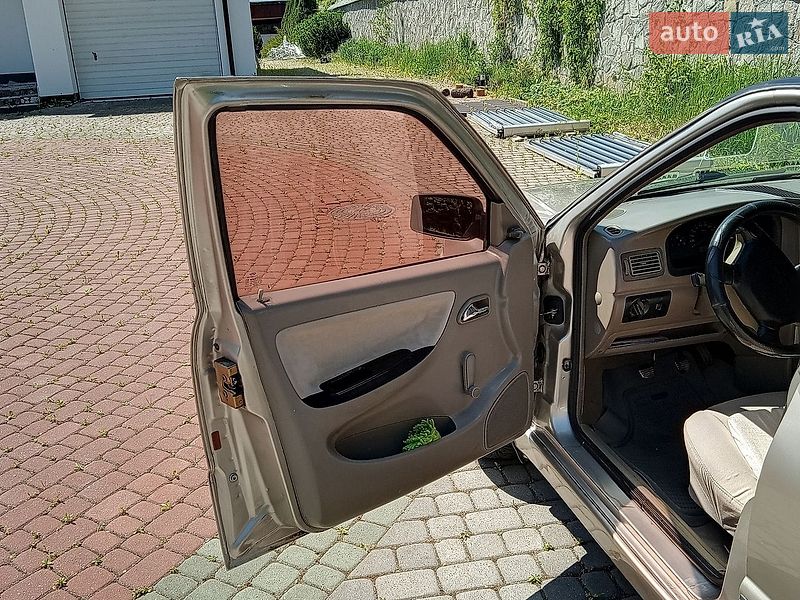 Седан Chery Amulet 2007 в Бориславі