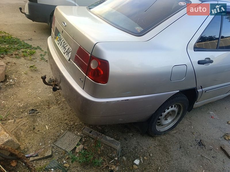 Седан Chery Amulet 2008 в Києві