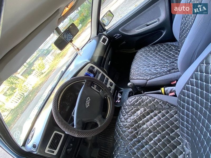 Седан Chery Amulet 2007 в Тростянце
