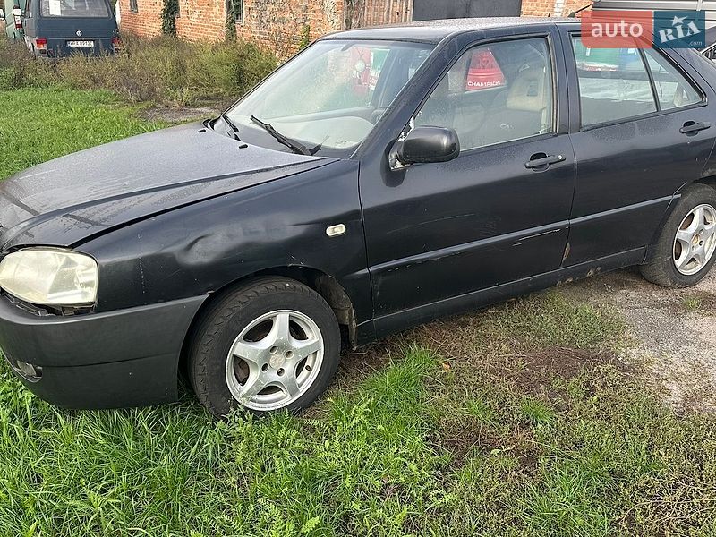 Седан Chery Amulet 2007 в Хороле