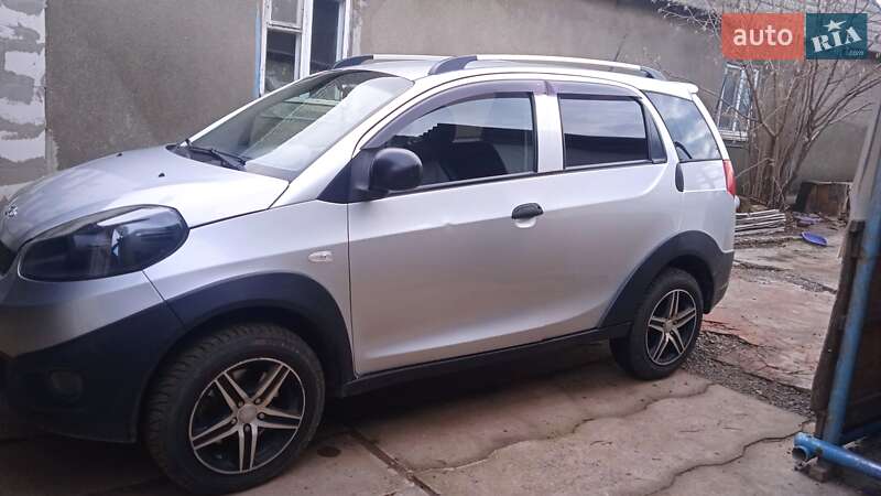 Chery Beat 2013