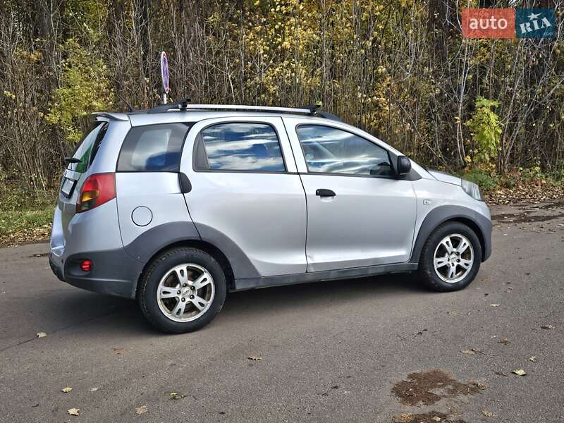 Позашляховик / Кросовер Chery Beat 2011 в Києві