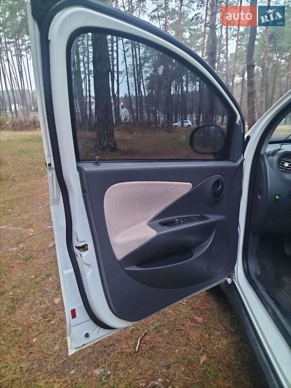 Внедорожник / Кроссовер Chery Beat 2011 в Житомире